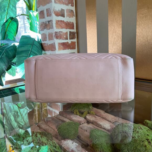 GUCCI GG Marmont Pink Matelassé Leather Chain Shoulder Bag - Picture 5 of 16